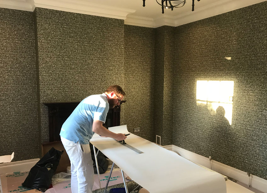 Hollands Finishes Wallpapering